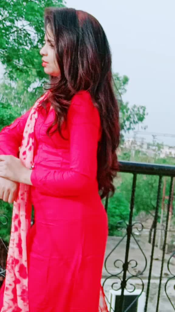 @Queen👸ofjhansi