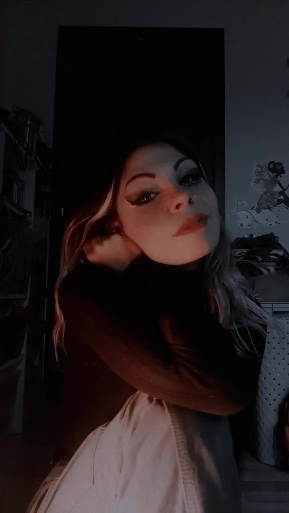 @Isabella