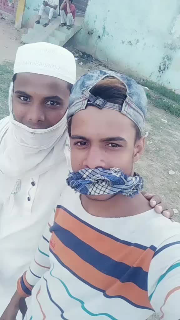 @Faiz khan 700