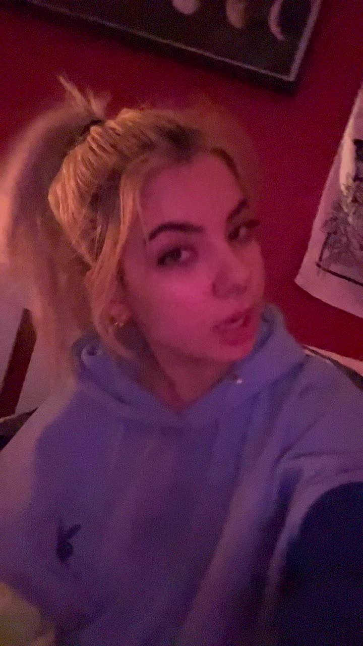 @<3