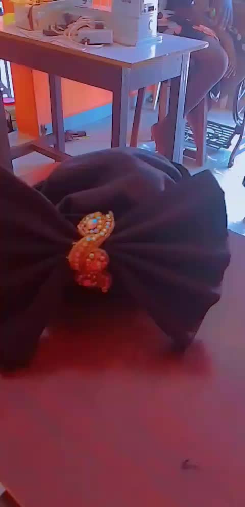 @laraba123j