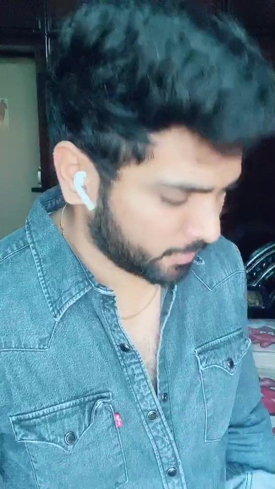 @Avinash ♾