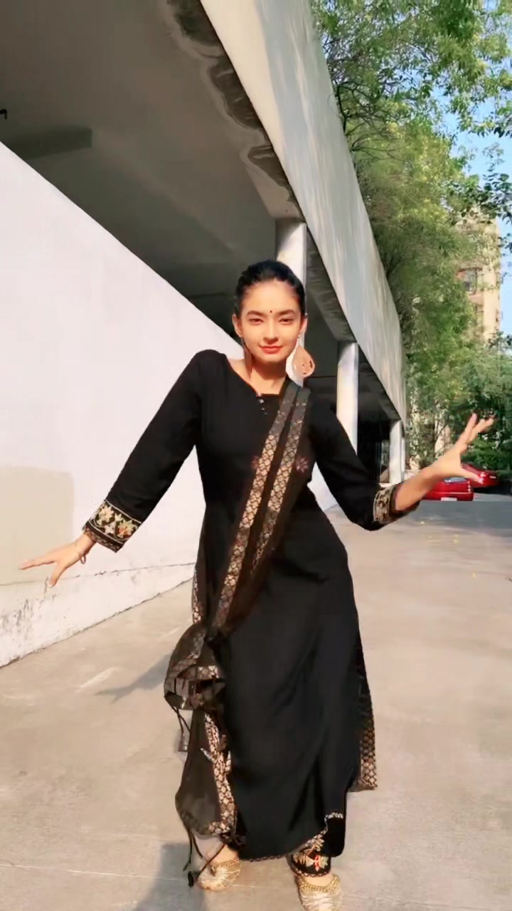 @Anushka Sen ❤