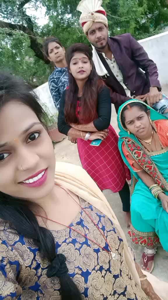 @neelu sahu😊😊😊😊