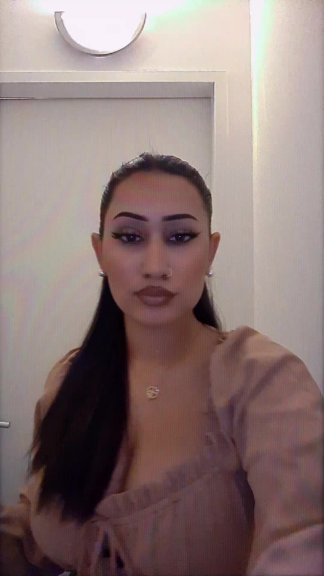 @Maria👑