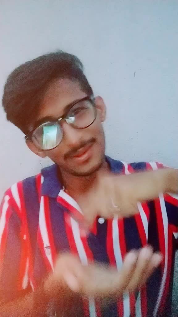 @Chandhu Royal's