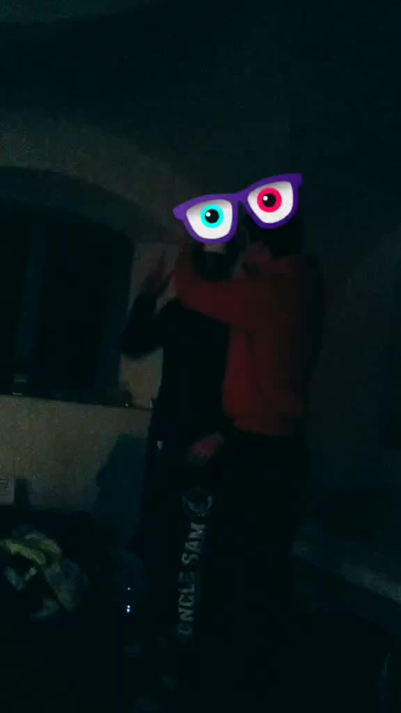 @user1837335250119