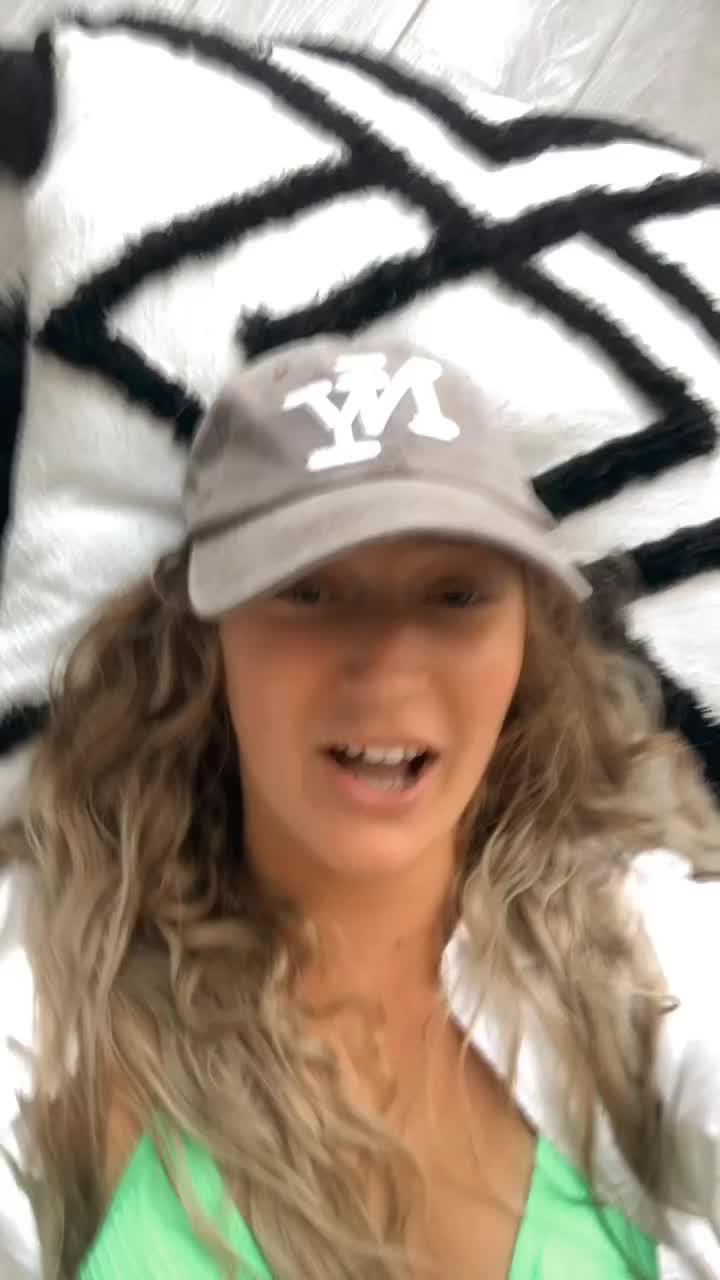 @3guysgirls