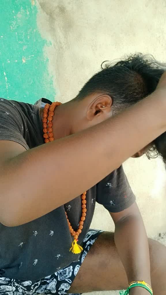 @gaananithish