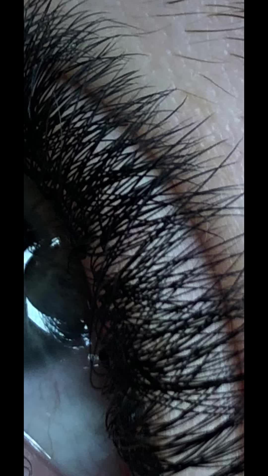 @Lashes_by_Amg