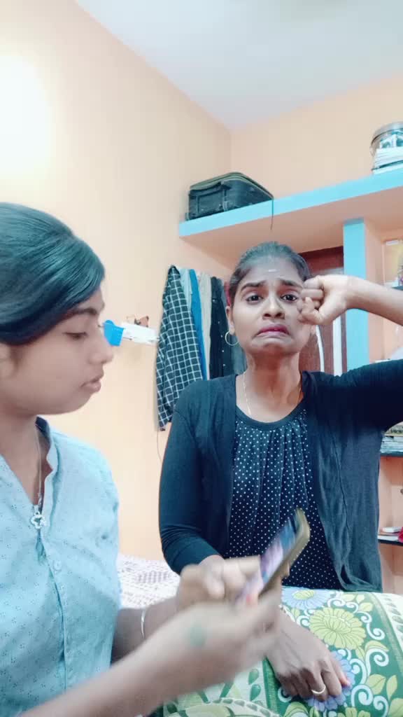 @Keerthana Kumar 😎