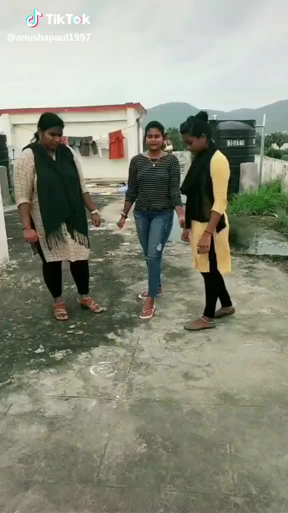 @divyaroy