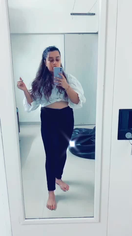 @Vidhi 🌈
