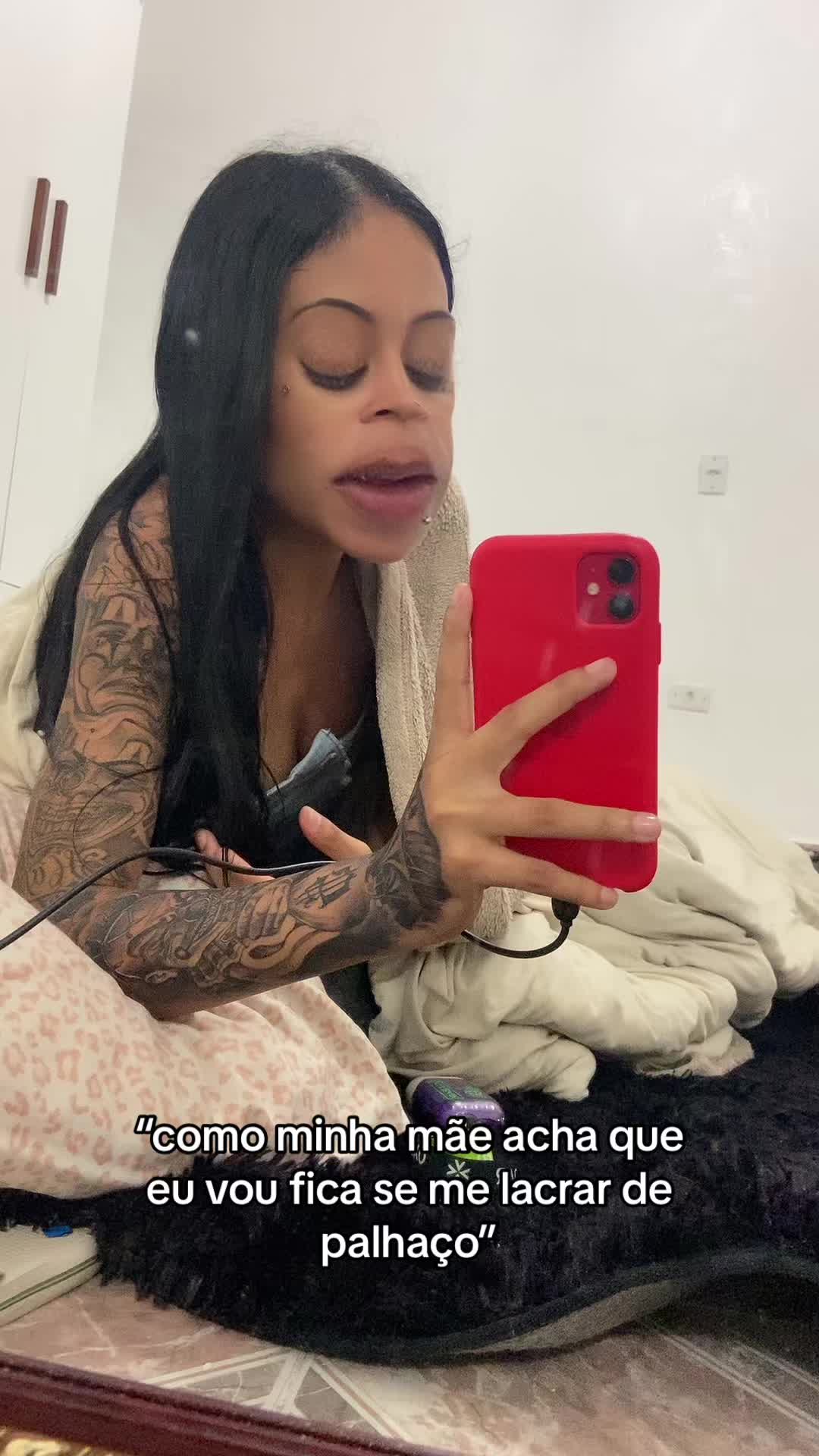 @thayla Gonçalves