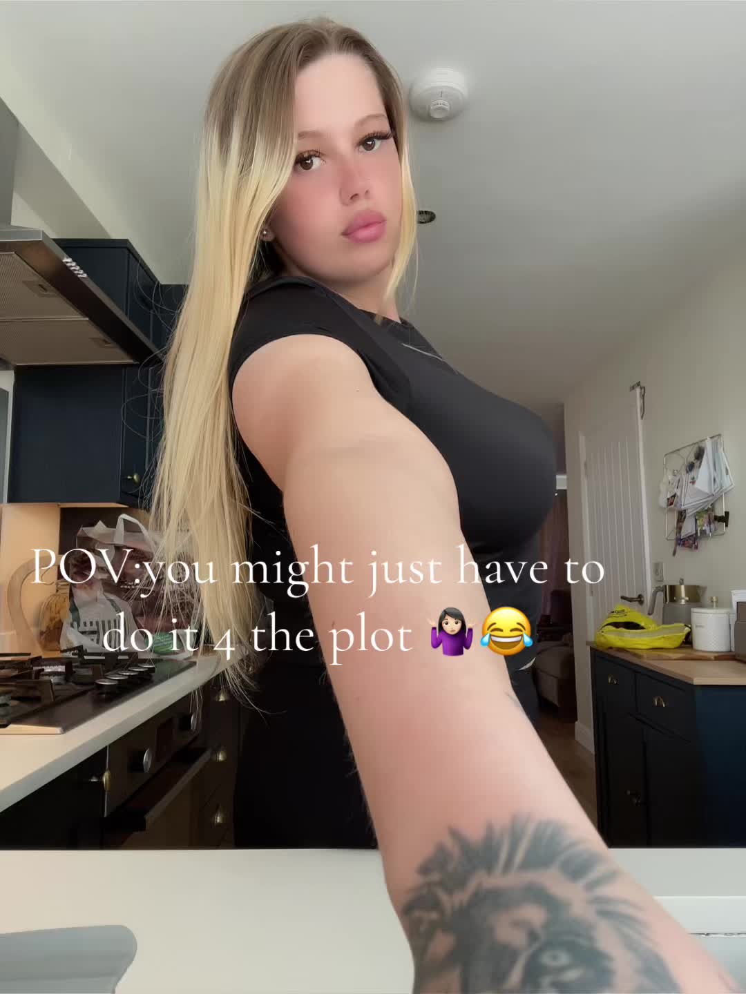 @Blondeyyxox