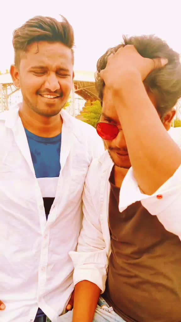@Bala 🤩 smiley
