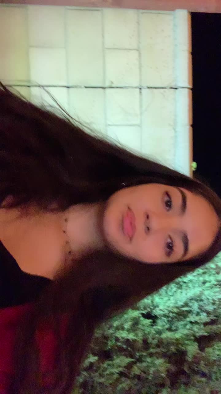 @<33🎭