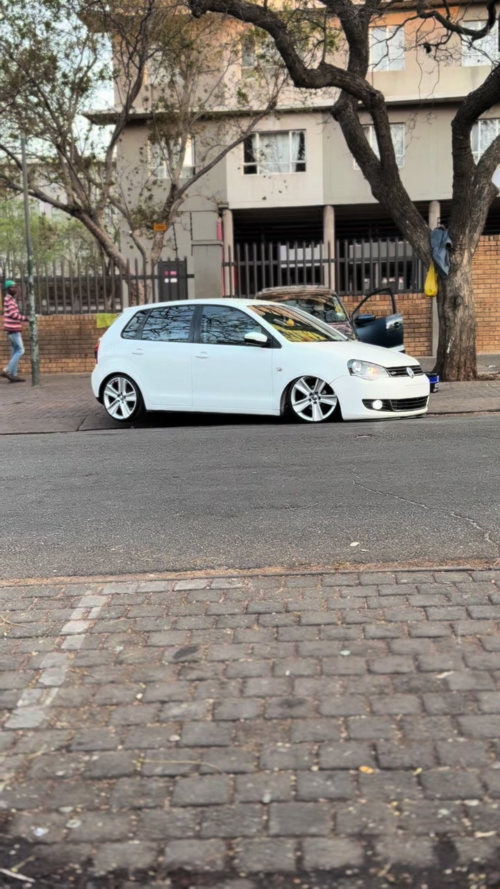 @Tumelo-@JR