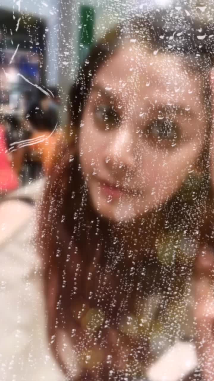 @bhuvibhuveni