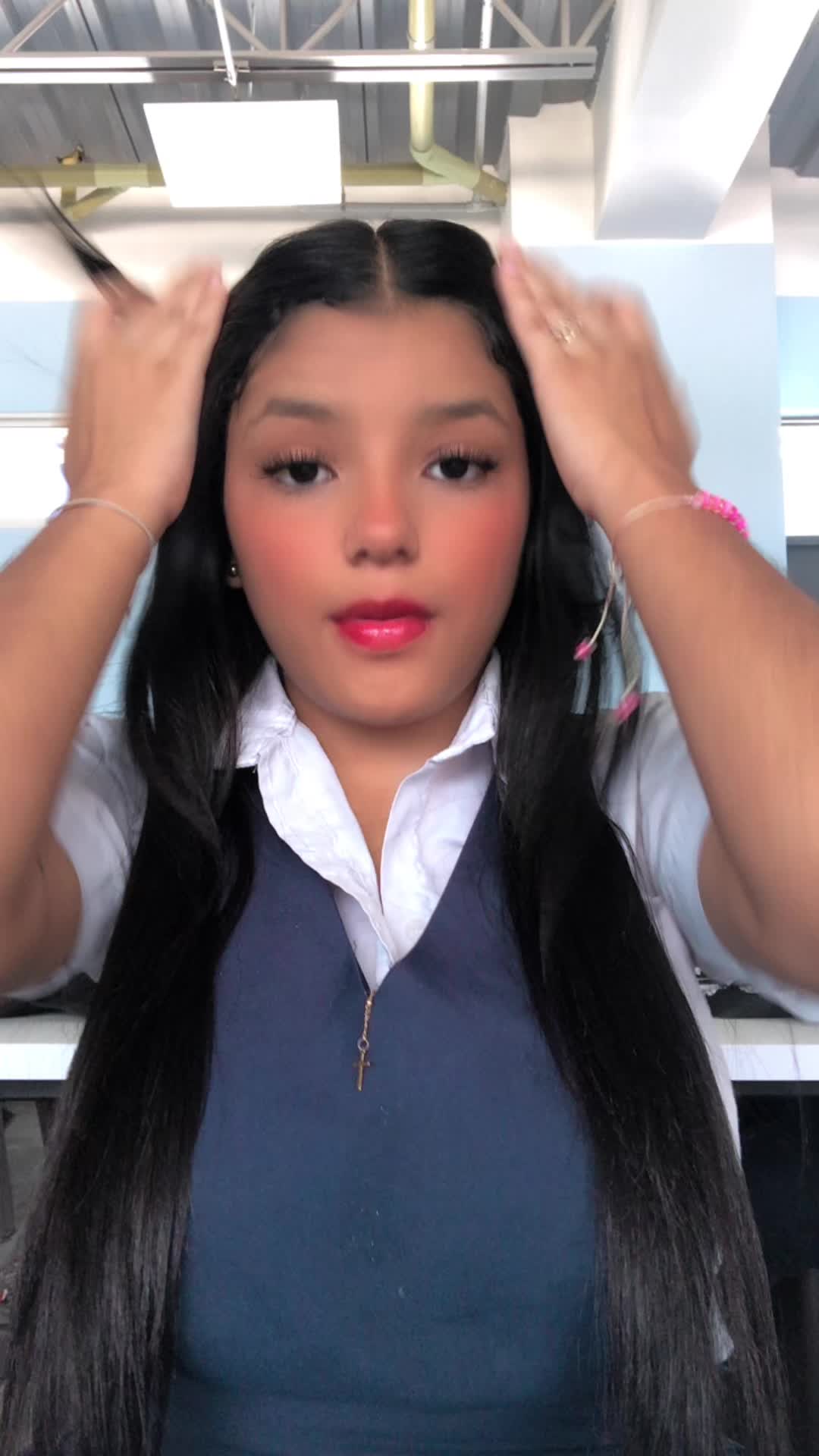@user99694381177