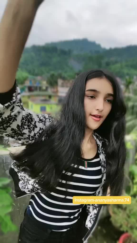 @ANANYA💃