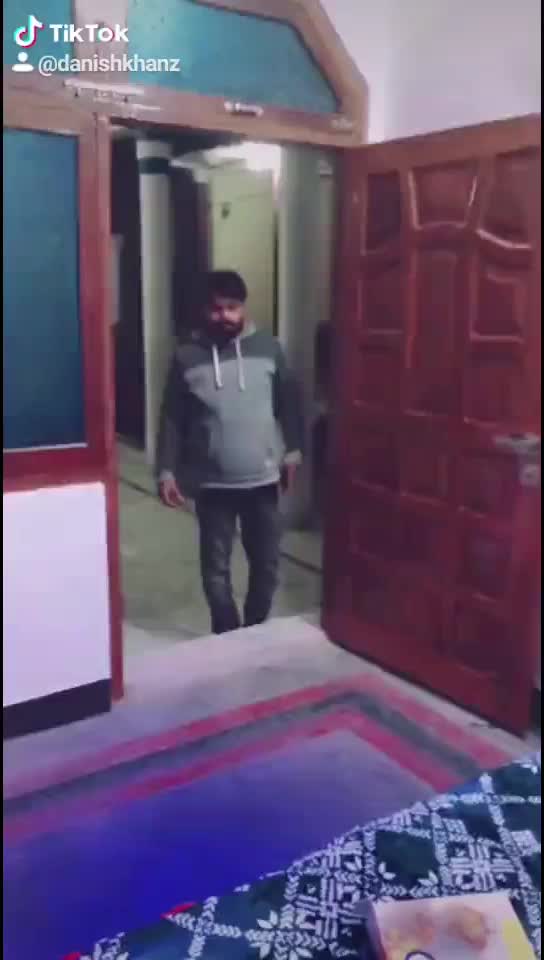 @danishkhanz