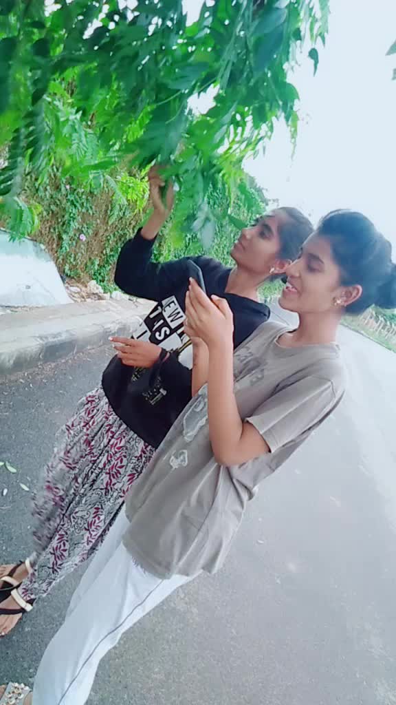 @pravalika🖤
