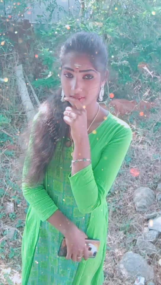 @kaviya shalini