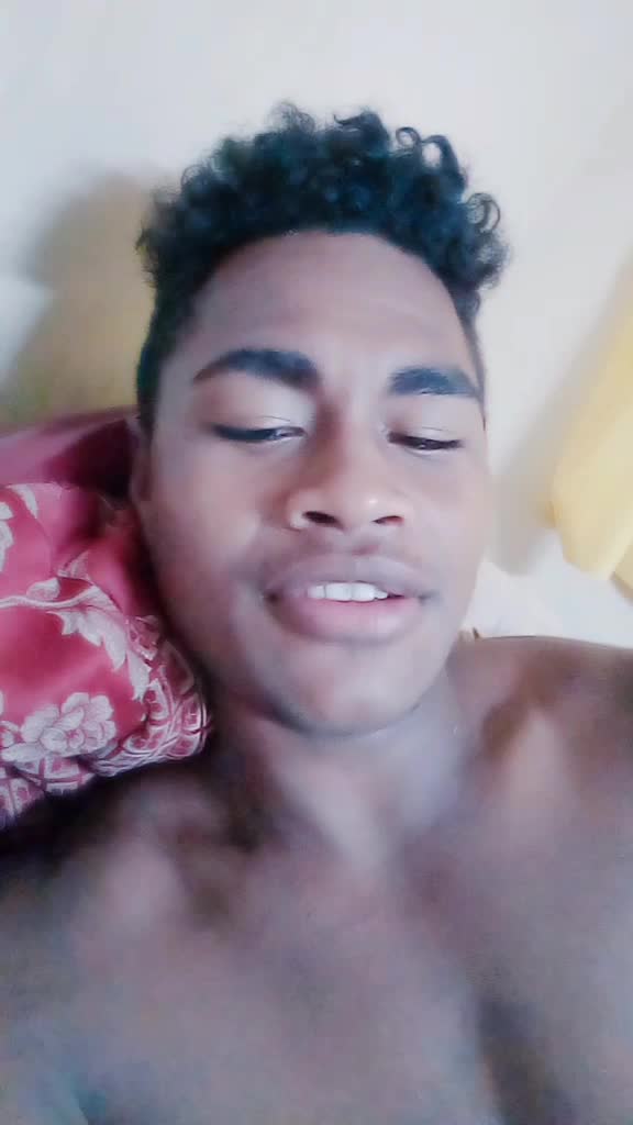 @that Fijian kid✨❣️💣