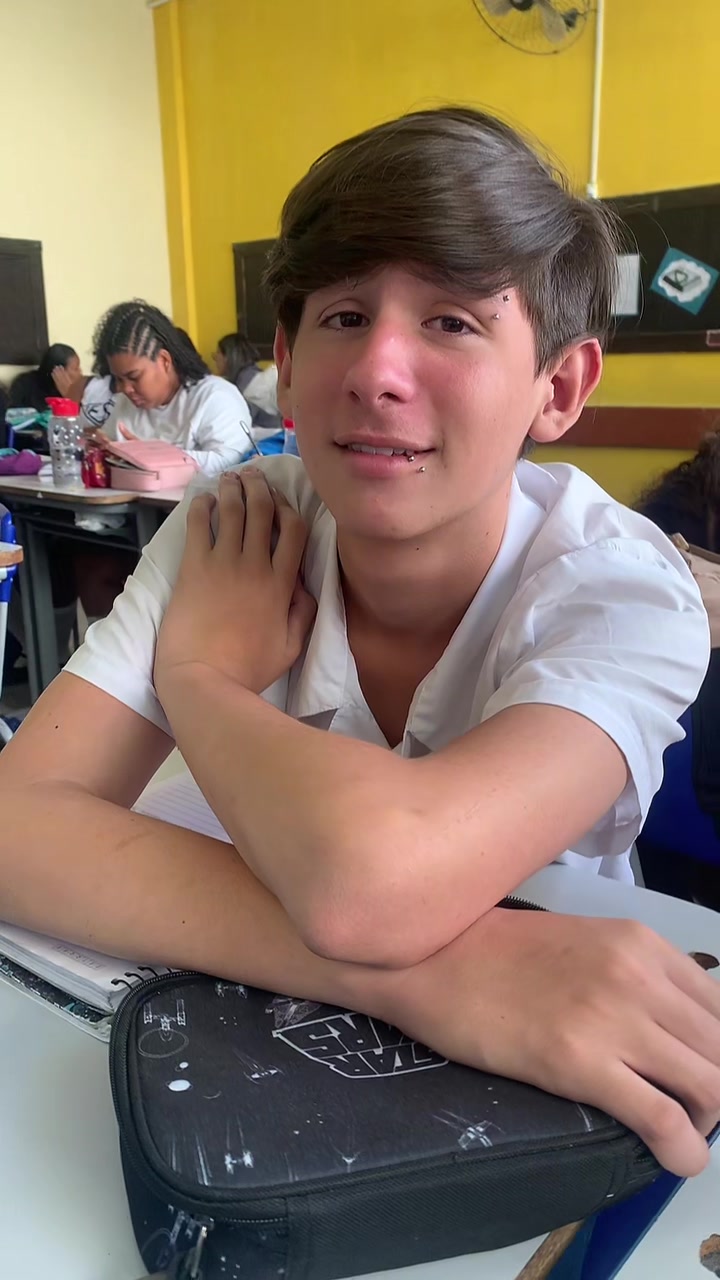 @isaceli_