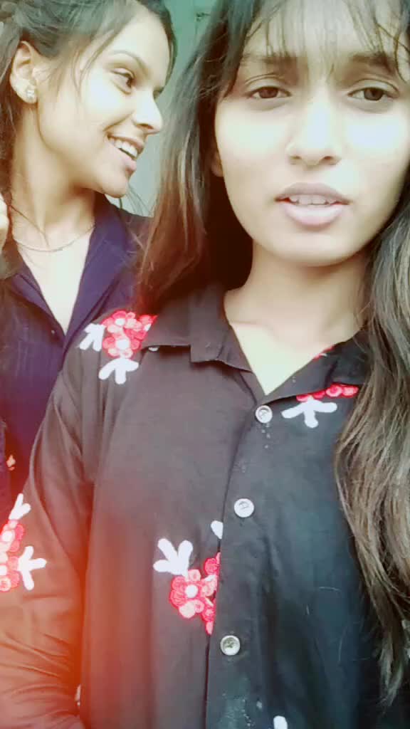 @Aashi💫
