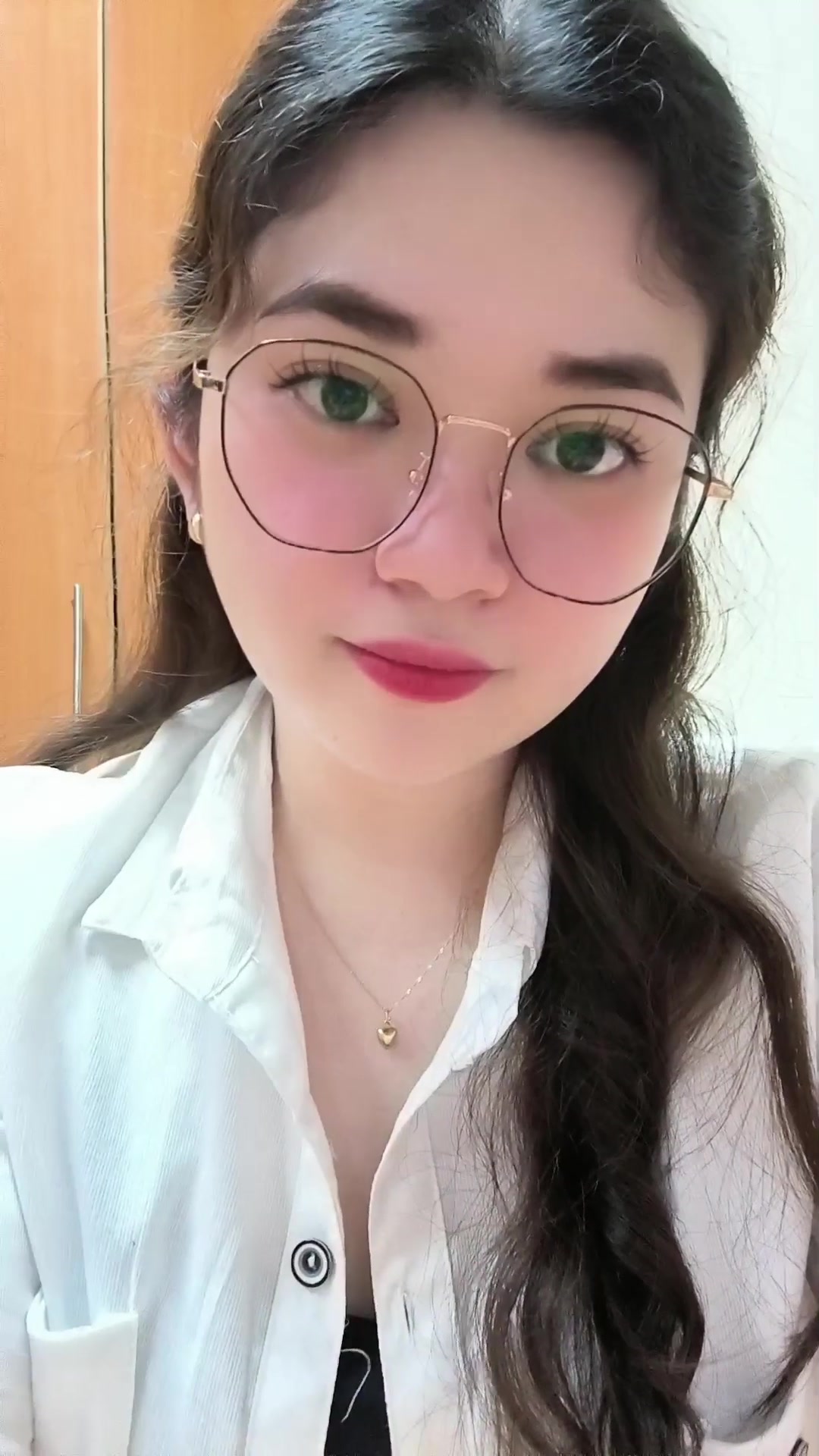 @Angela 🦋