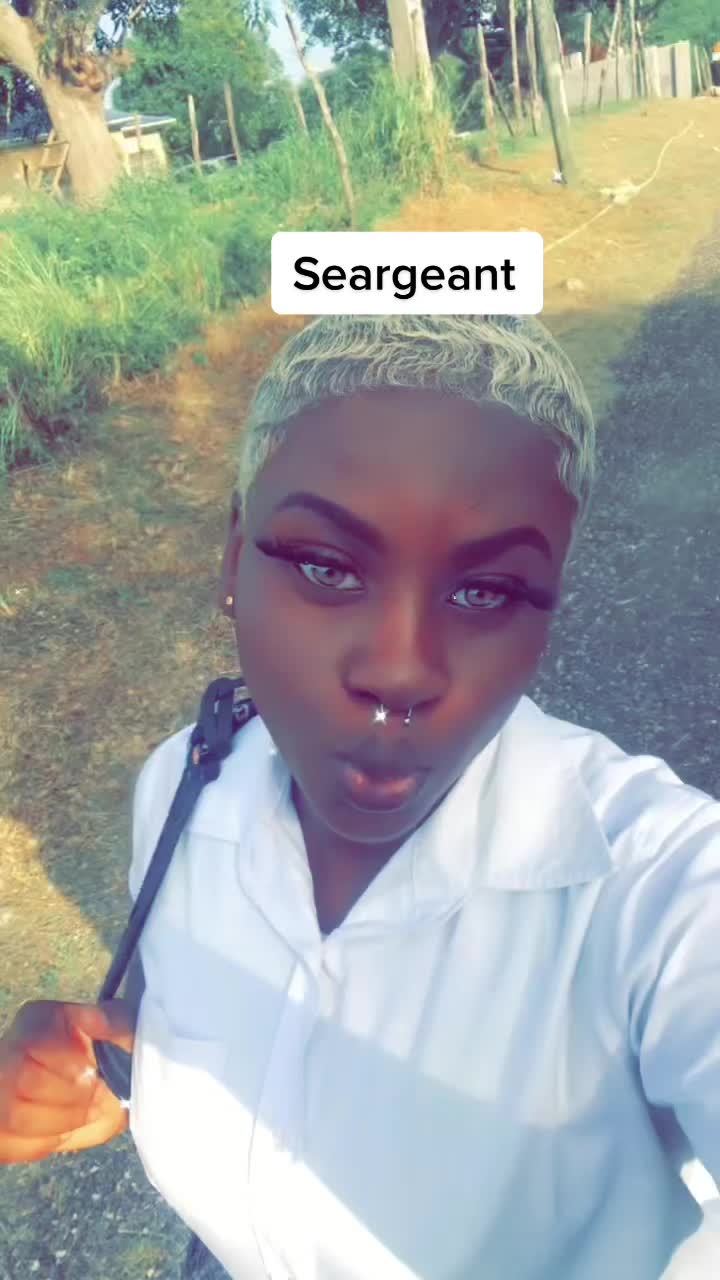 @Krystal 🇯🇲🏳️&zwj;🌈