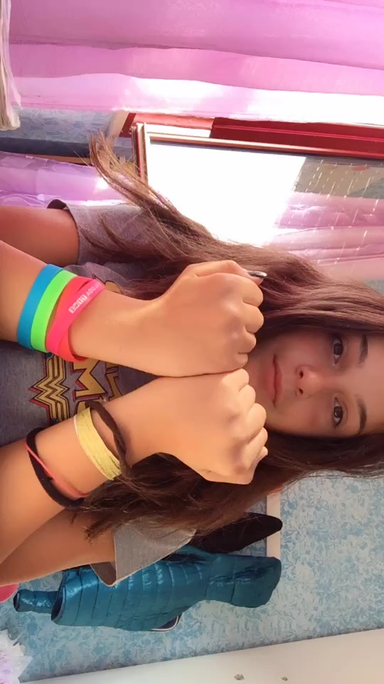@Sam👑