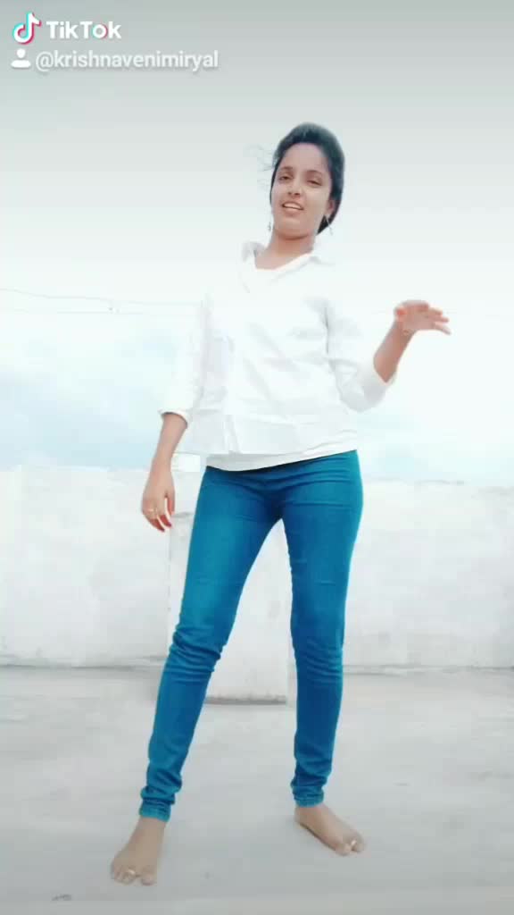 @sravya111726