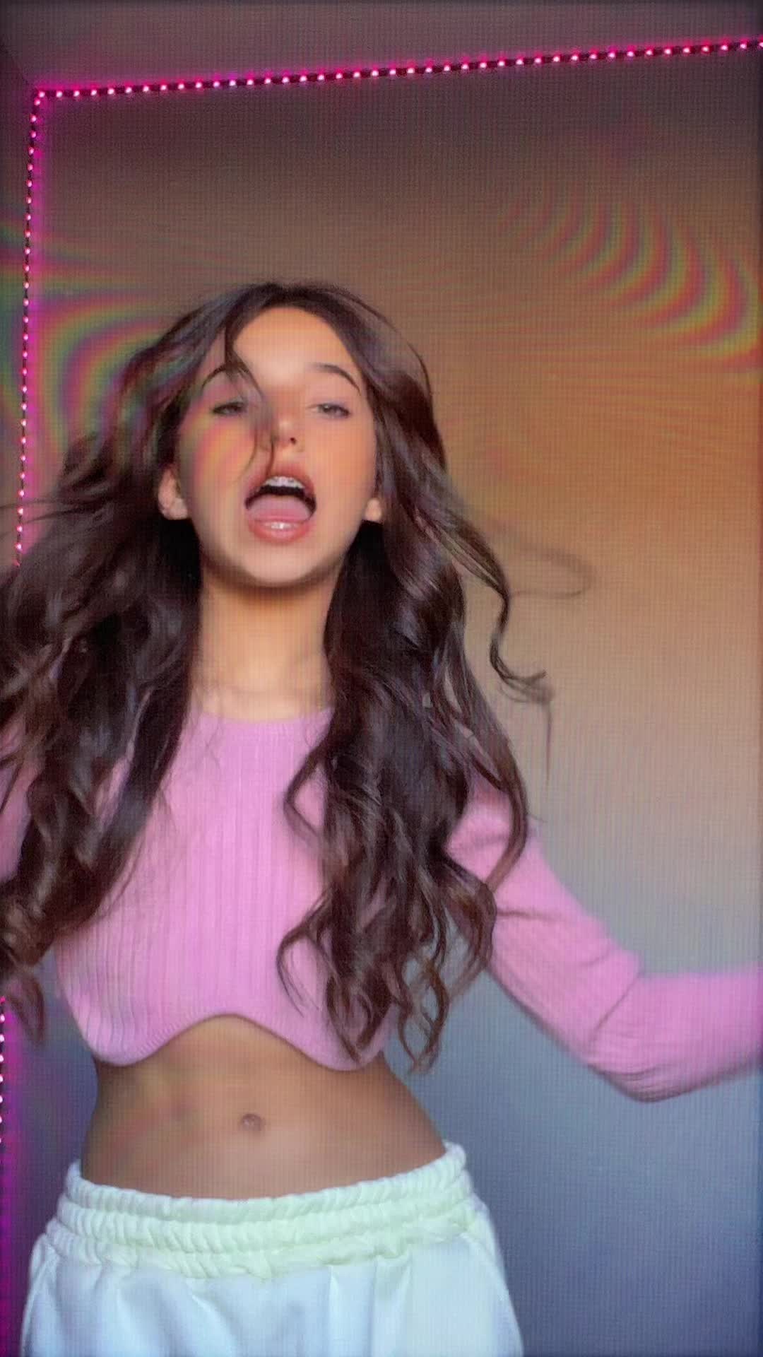 @VALERIA REBOLLO