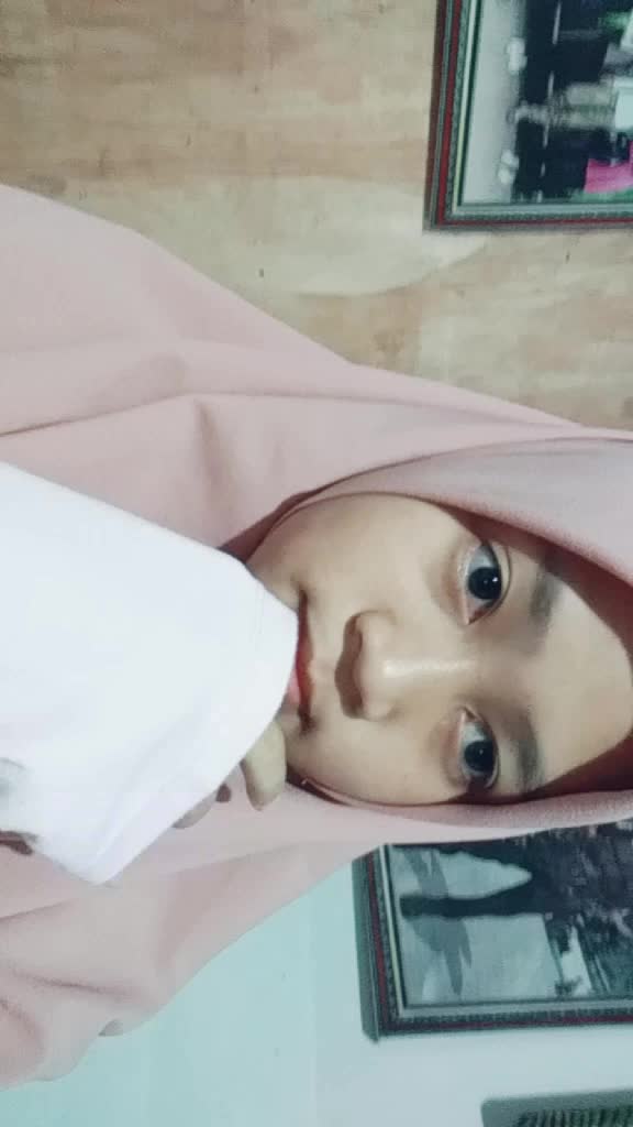 @Ayu Aura Fitria
