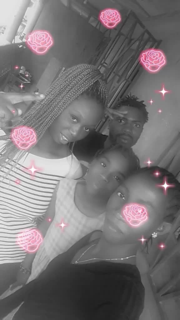 @Mirna Nzinga