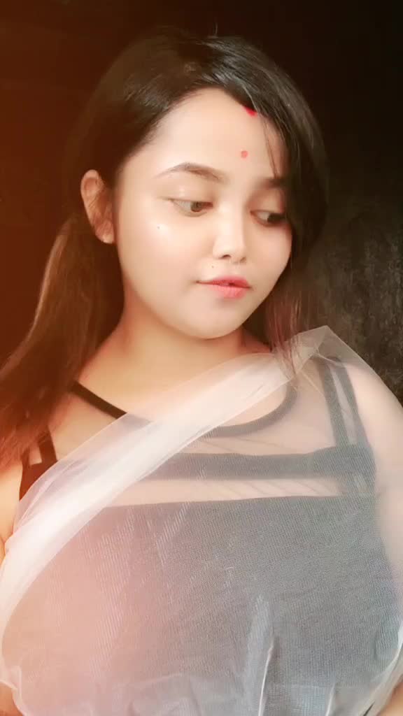 @AnishaDasAnishaDas