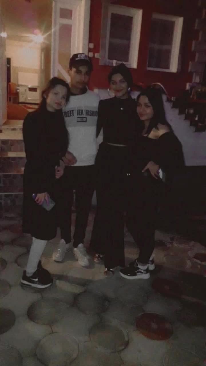 @naima♡