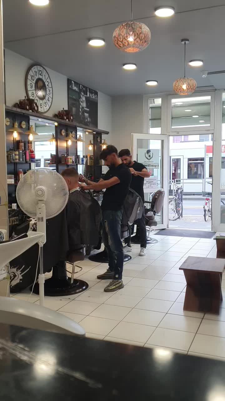 @dino-barbershop