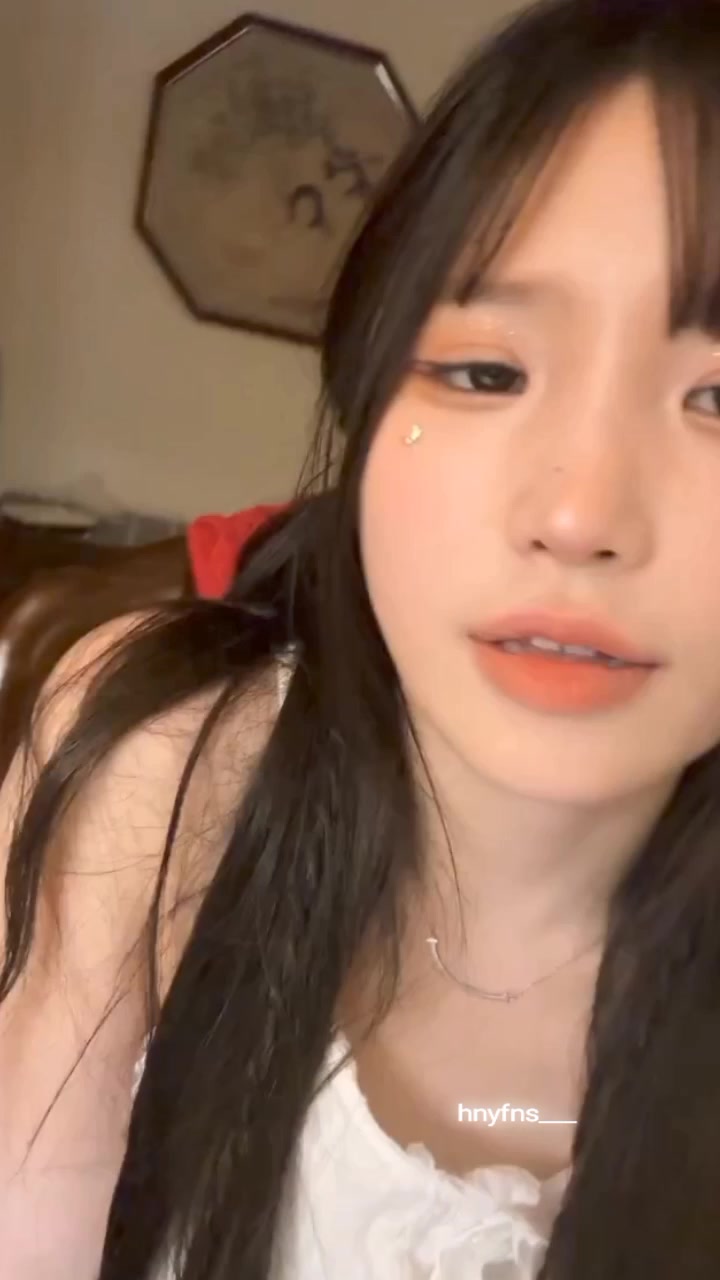 @hnyfns___