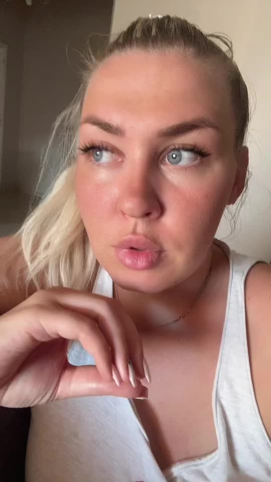 @Tania Theο (iLashes) 🦋