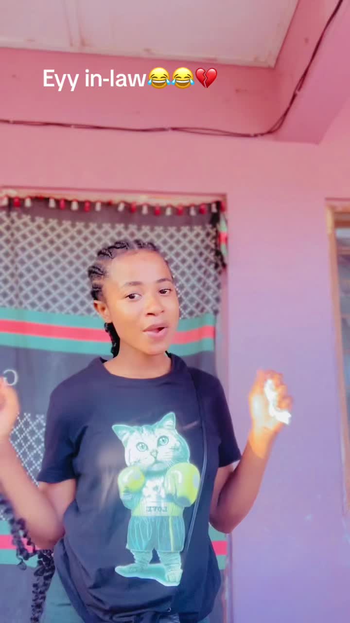 @Efya_Pomaa💕💐