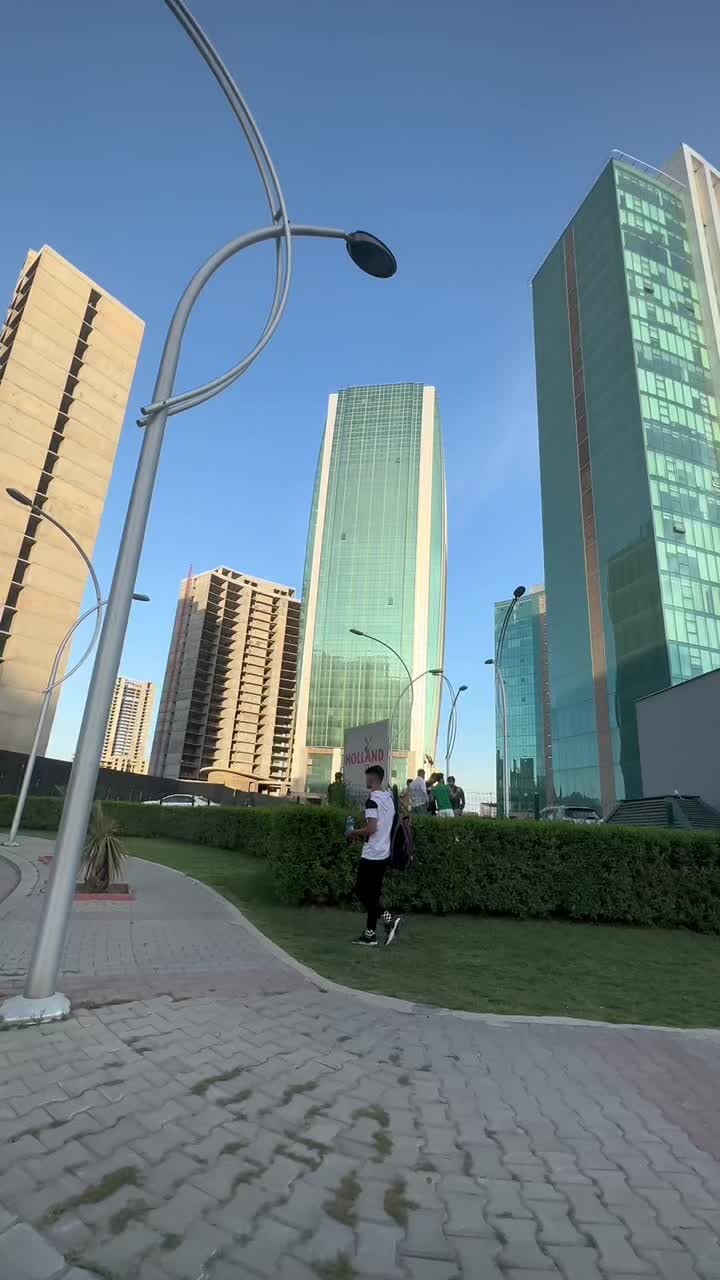 @the end 🖤