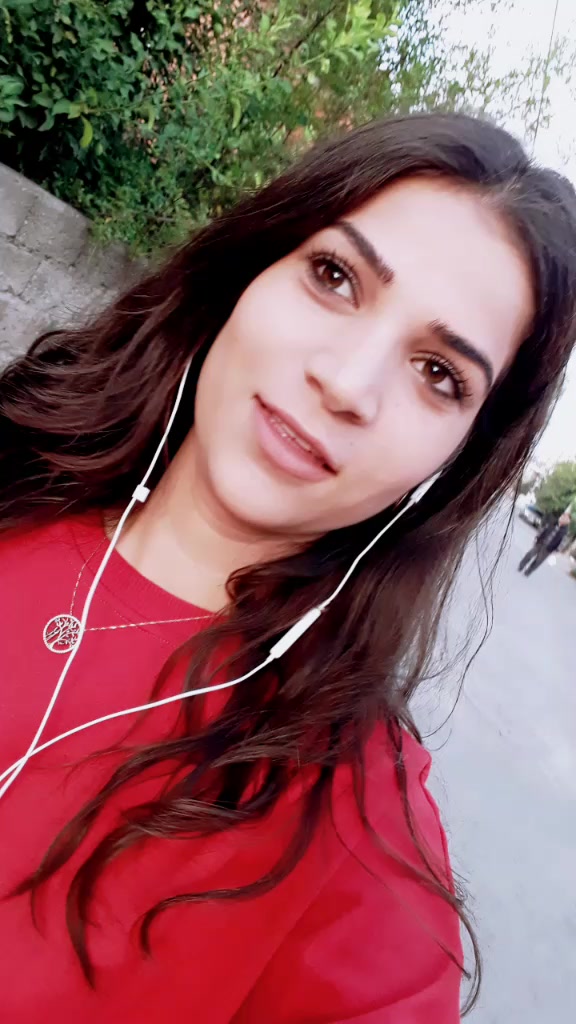 @özdemir (instagram)