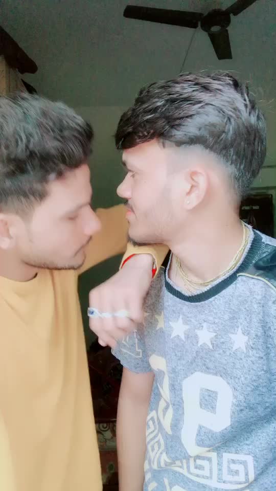 @✅aaditya Vaishnav👑