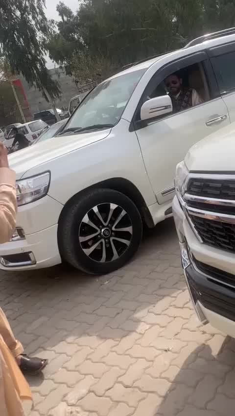 @Asif Gujjar🇵🇰🇨🇦