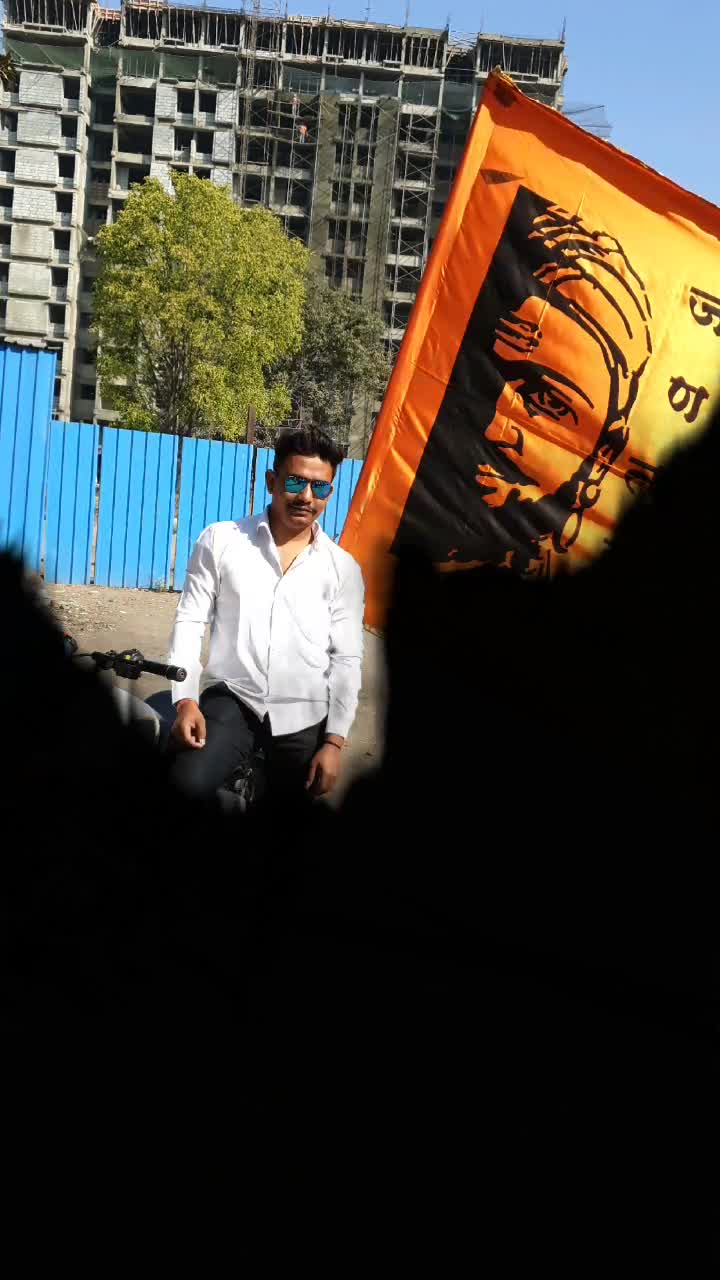 @avi_sakhare