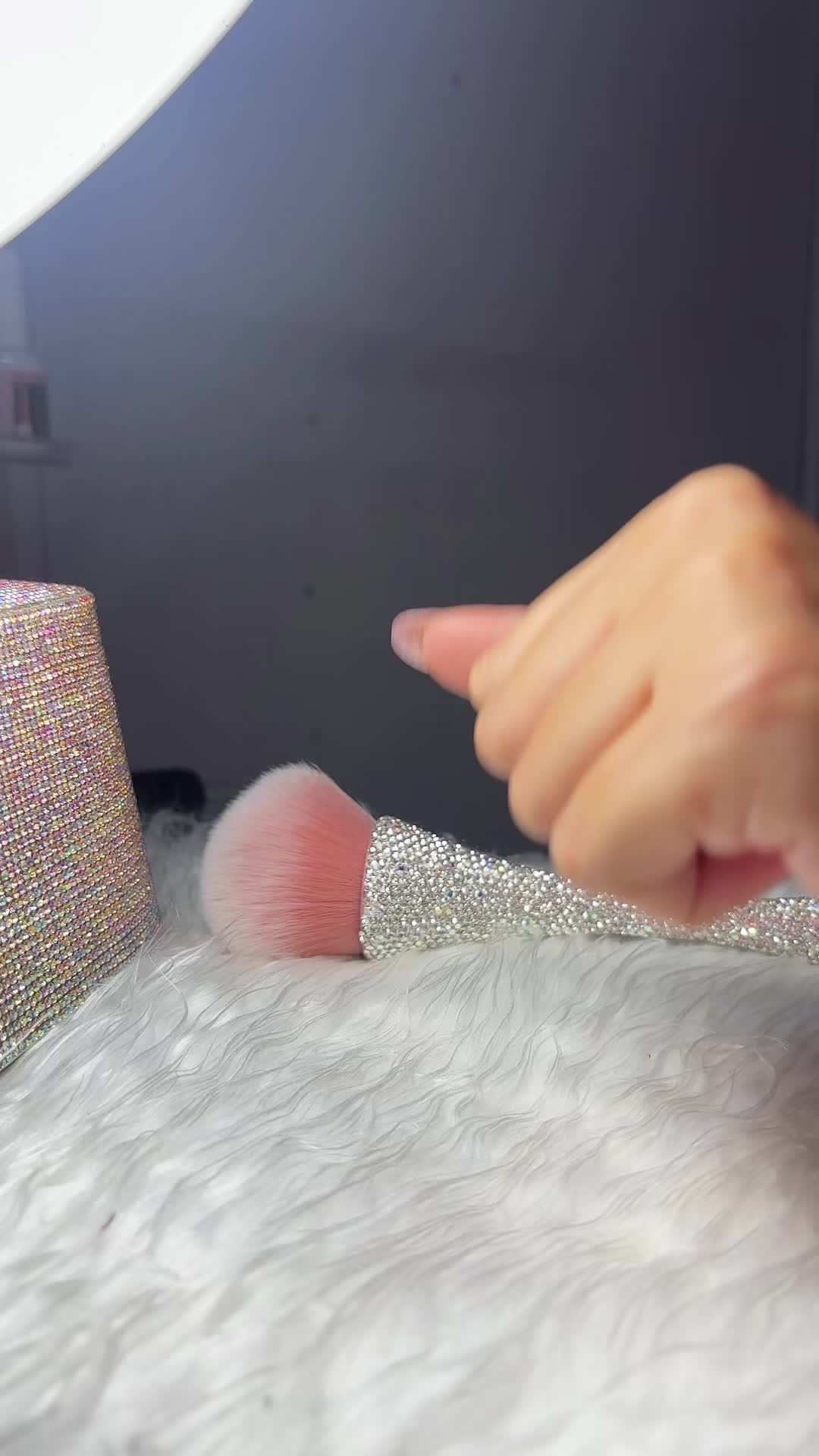 @u&ntilde;askaty